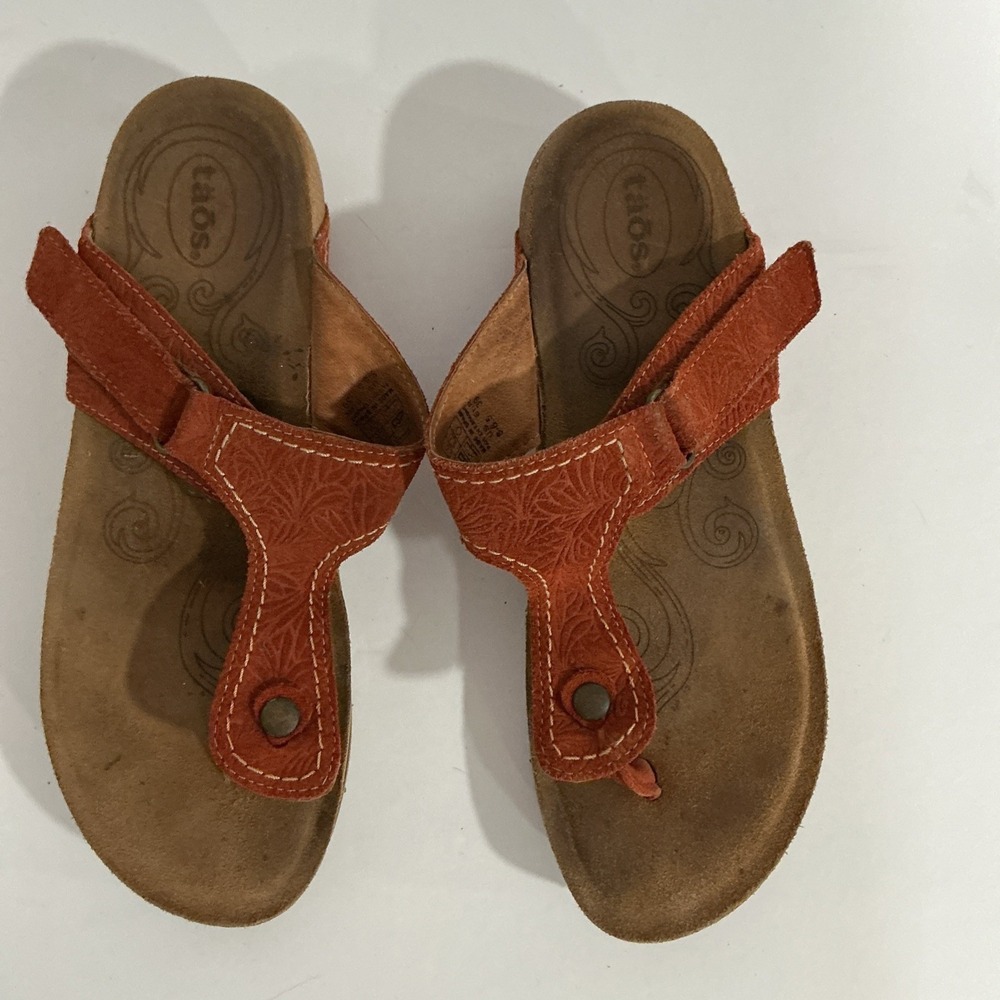 Taos Women Lucy Thong Sandal Brown Leather Size 39 US 8 Cork Comfort Shoe - Picture 4 of 5